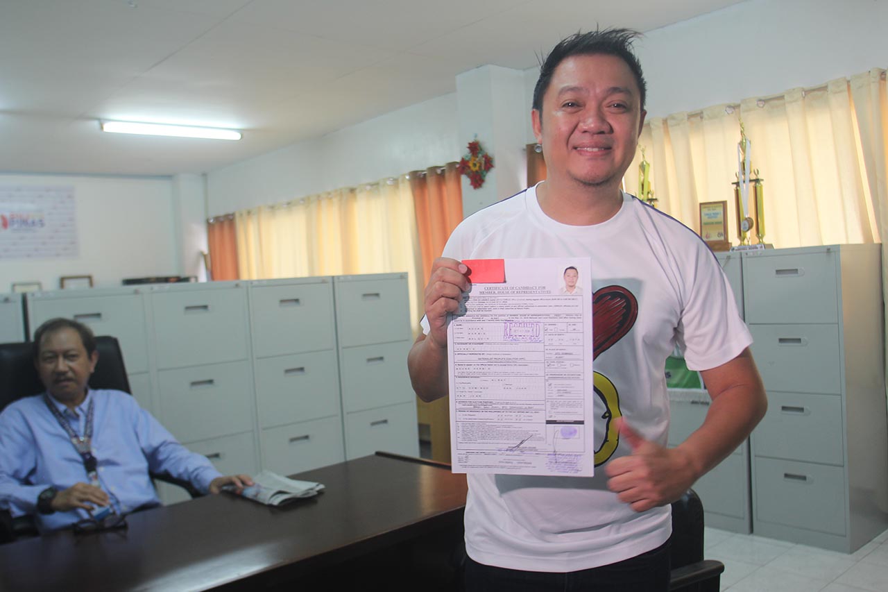 Mayor challenges reelectionist Lagman for Albay congressman