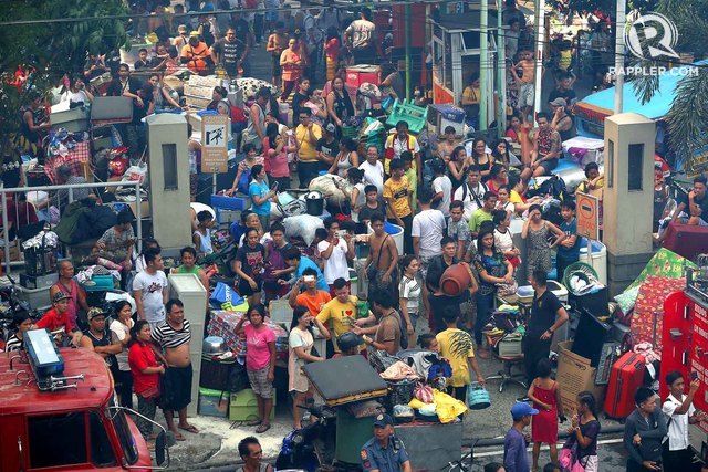 IN PHOTOS: 200 homes razed in Quezon City fire