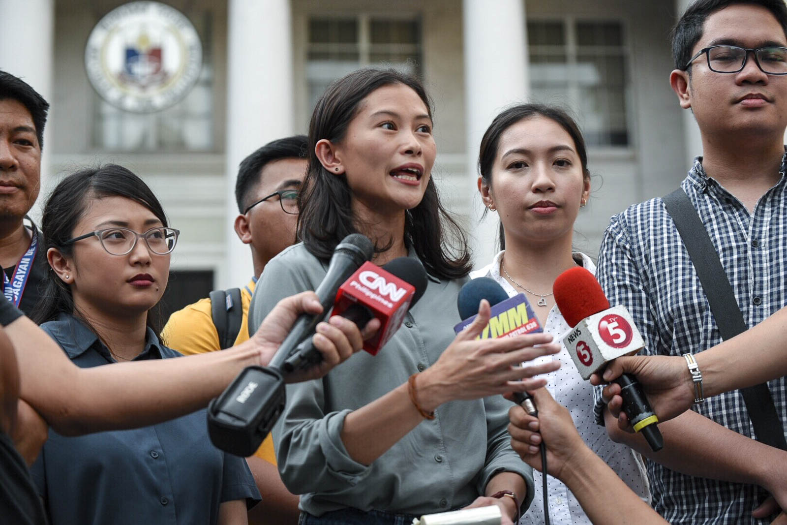 SC Allows Other Journalists To Join Rappler Petition Vs Duterte ...