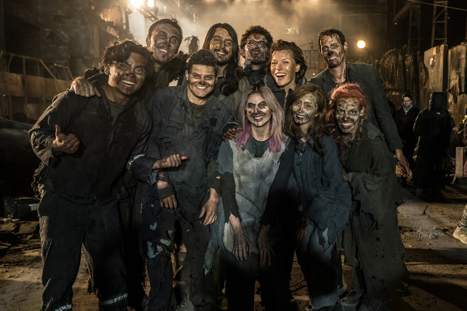 Milla Jovovich thanks PH 'Resident Evil' zombies Alodia, ...