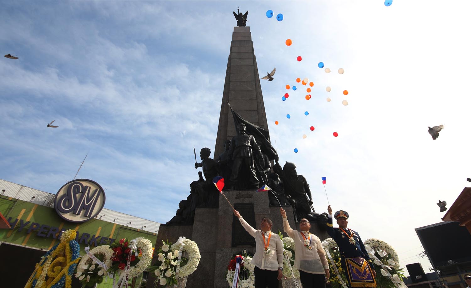 in-photos-philippines-marks-independence-day-2017