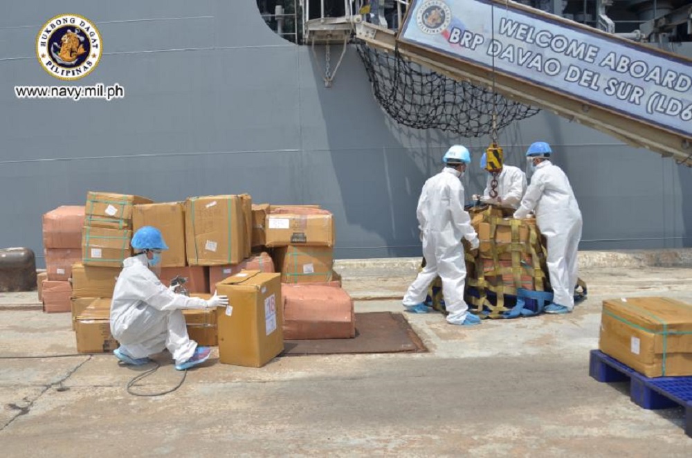 LOOK: PH Navy ships in India to pick up face masks,…