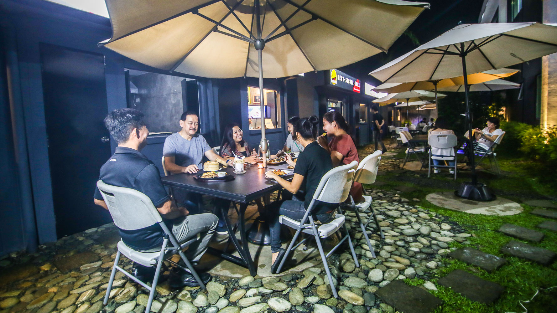 7 food parks, dining spaces to try in Metro Manila