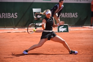 Russian Teen Potapova Ends Idol Kerber Grand Slam Bid - 