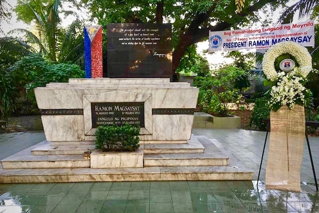 LIST: Presidents, celebrities you can visit at Manila’s cemeteries