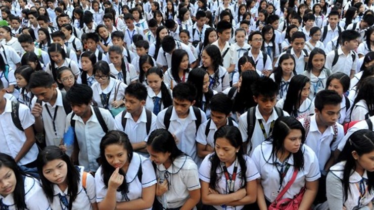 qc-mayor-bans-doh-from-giving-out-condoms-in-public-schools