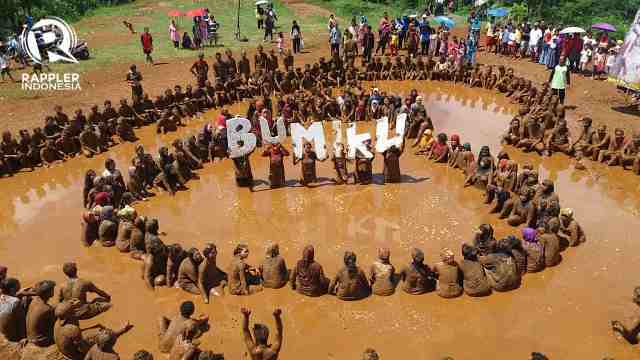 Peringati hari bumi, warga Banjarnegara ikuti festival 