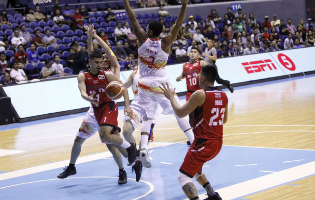 Blackwater Stays Alive In Playoff Race Nips Phoenix