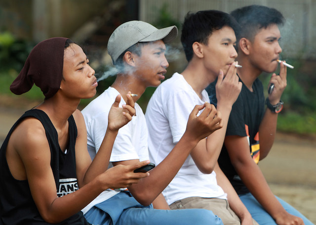 Bupati Purwakarta Mulai hari ini pelajar tidak bisa merokok 