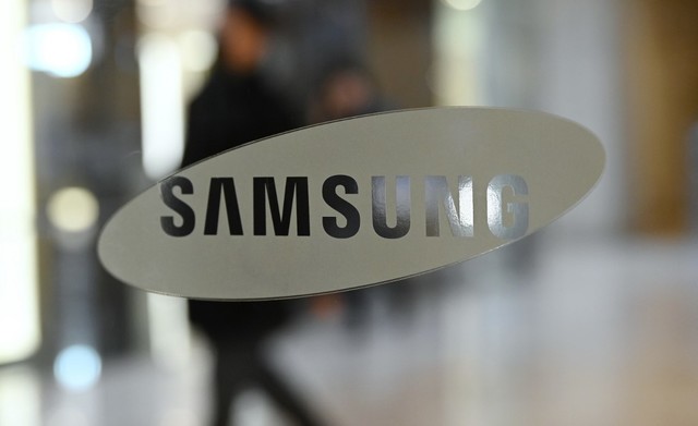 Samsung Electronics Says Q4 2019 Net Profit Slumps 38 5355