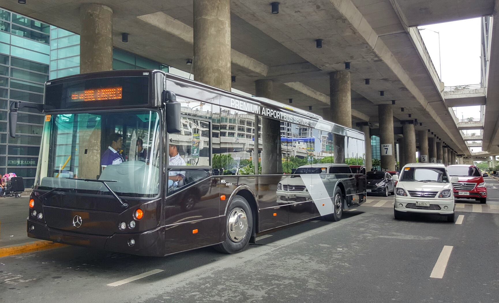 Рейсовые автобусы аэропорт. Автобусы премиум. Автобусы в Маниле. Манила общественный транспорт. Автобус "аэропорт".