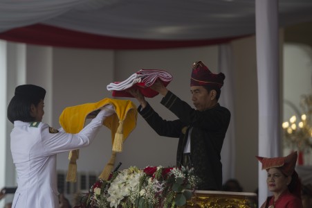 Mengenal Fariza Putri, Paskibraka pembawa baki Bendera Pusaka