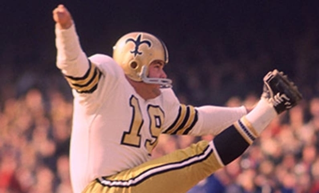 Legendary NFL kicker dies after coronavirus infection