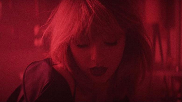 Watch Taylor Swift Zayn In I Don T Wanna Live Forever Music Video