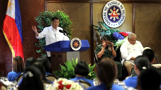 MALACANANG VISIT. President Rodrigo Duterte welcome former communist rebels to MalacaÃ±ang. Presidential Photos 