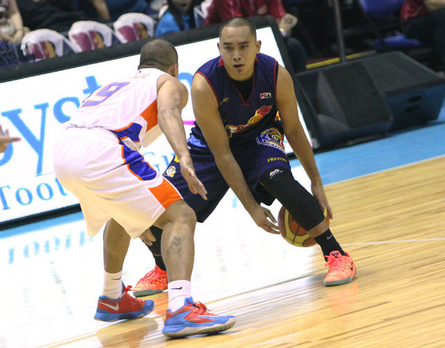 Paul Lee saves the day for Rain or Shine against NLEX