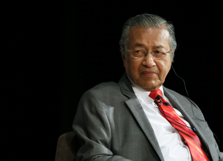 Malaysia's Mahathir calls for Internet censorship