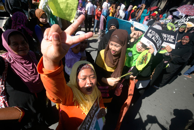 Hundreds Join Peace Rallies In Support Of Bangsamoro Law