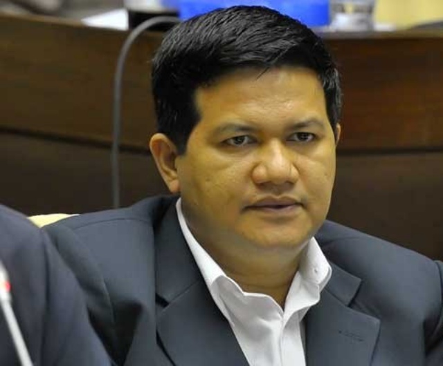 Ketua KPU Husni Kamil Manik meninggal dunia