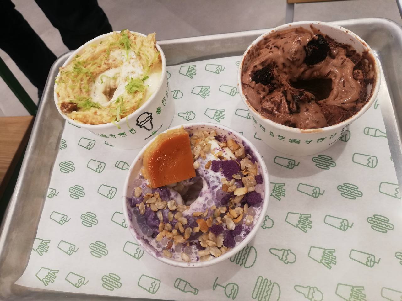 Menu, prices Shake Shack in Manila