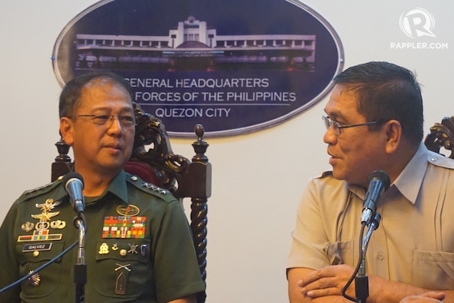 END OF WAR. Philippine military chief General Carlito Galvez Jr and MILF Bangsamoro Islamic Armed Forces chief Sammy Al Mansour at a news briefing in Camp Aguinaldo on November 19, 2018. Photo by Carmela Fonbuena/Rappler 