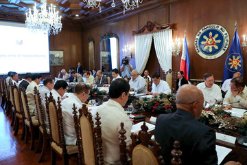 Malacanang Cabinet Members Can Leave Congress Hearings If Shown