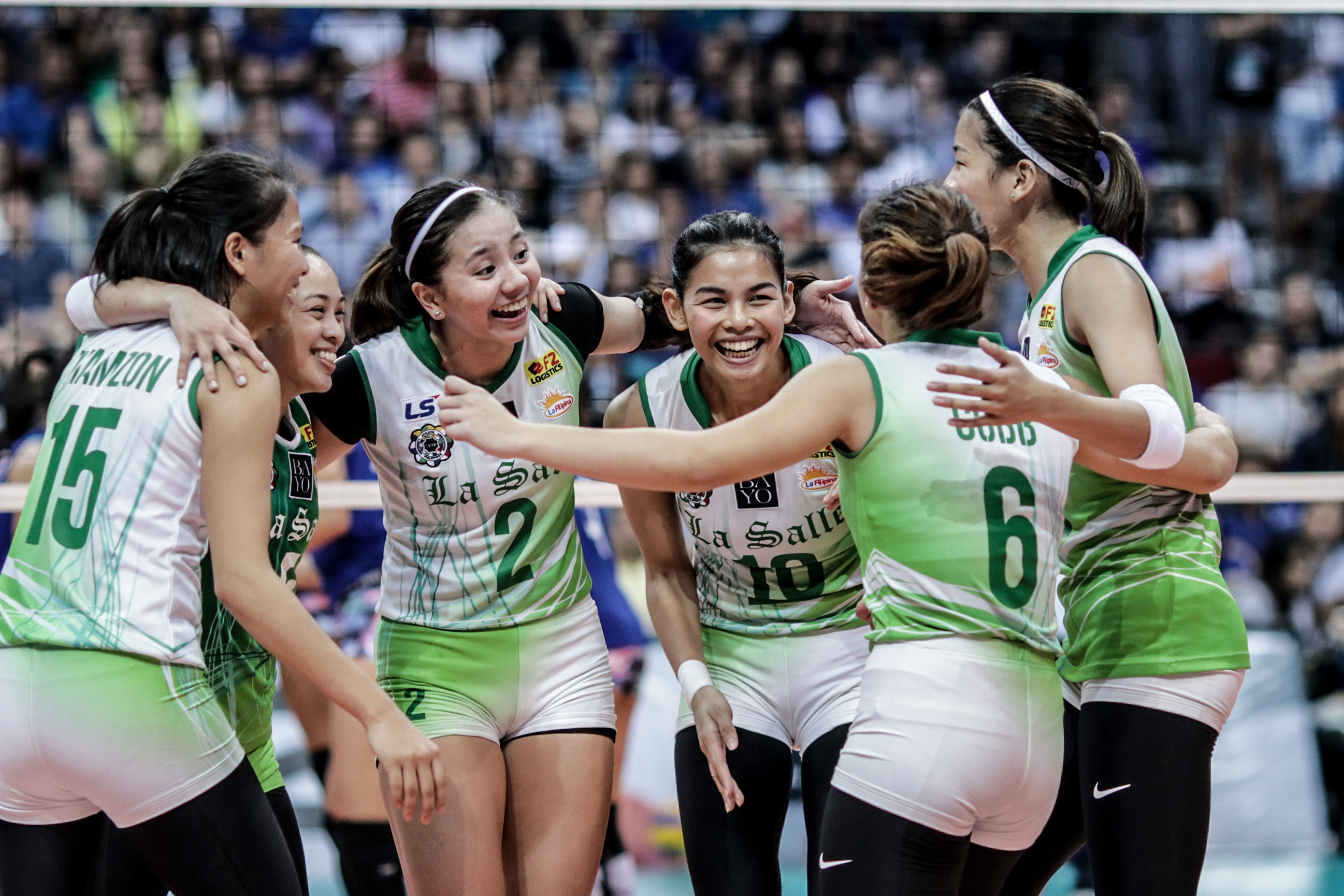 DLSU Lady Spikers Sweep Ateneo, Go Undefeated In 2nd Round