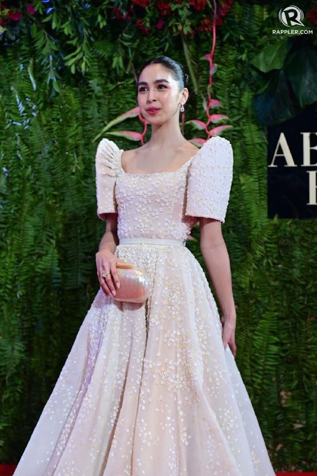 LOOK Julia Barretto goes feminine at the ABSCBN Ball 2019