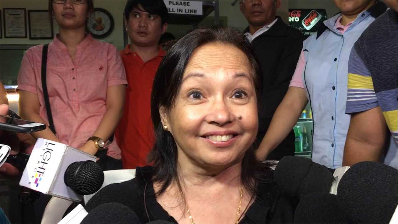 Where Has Gloria Arroyo's Neck Brace Gone?