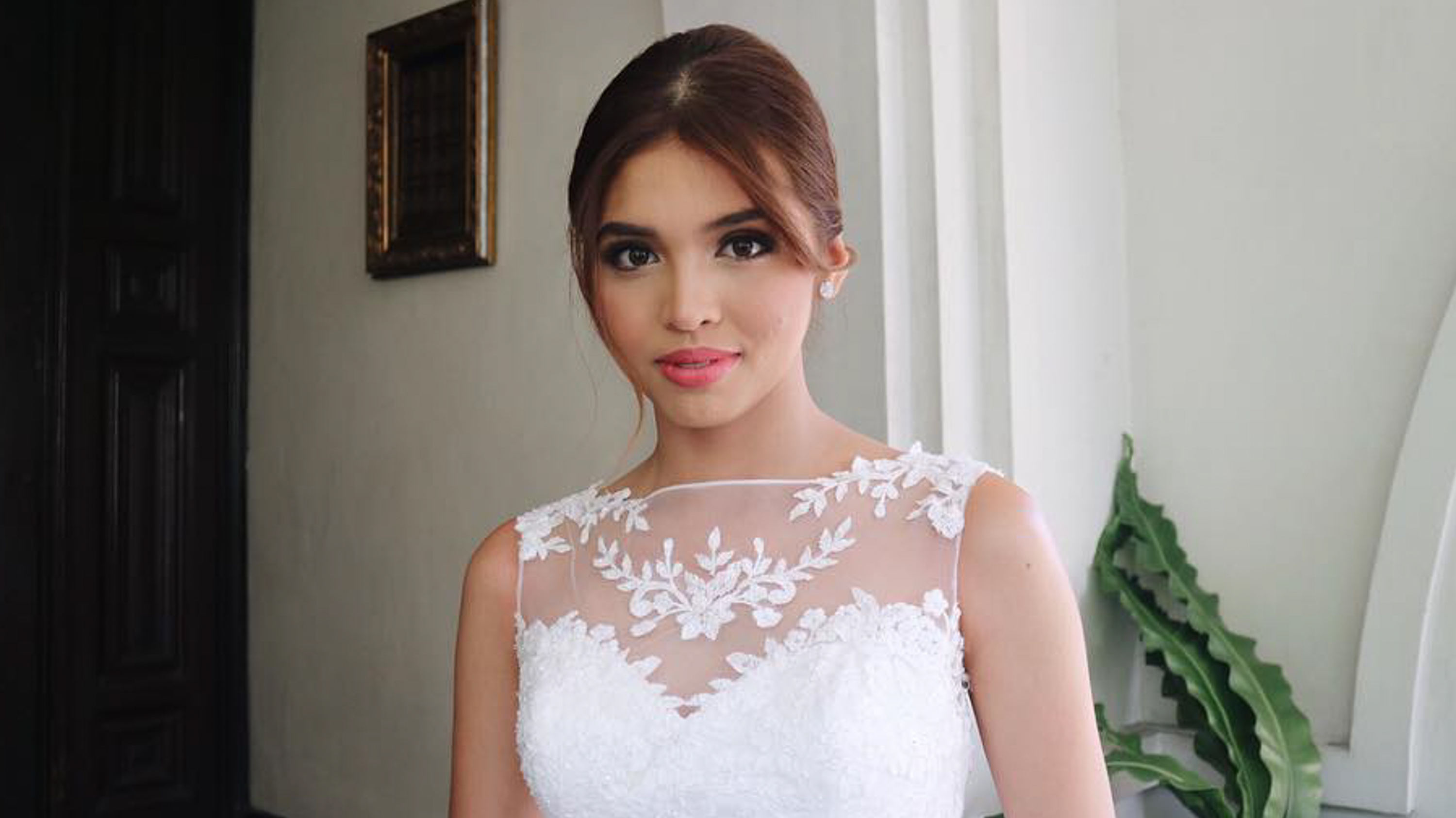 IN PHOTOS Maine  Mendoza s gorgeous AlDub wedding  gown 