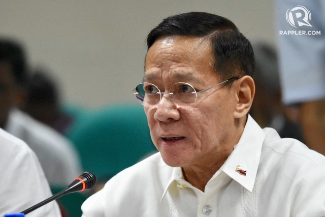 HEALTH CHIEF. DOH Secretary Francisco Duque III at a Senate hearing on the department's Barangay Health Stations project in July 2018. Photo by Angie de Silva/Rappler 