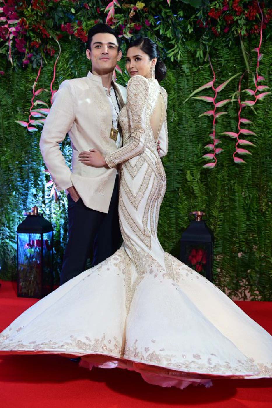 IN PHOTOS: Couples and love teams at the ABS-CBN Ball 2019