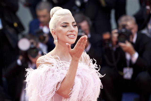 Lady Gaga Engaged To Christian Carino