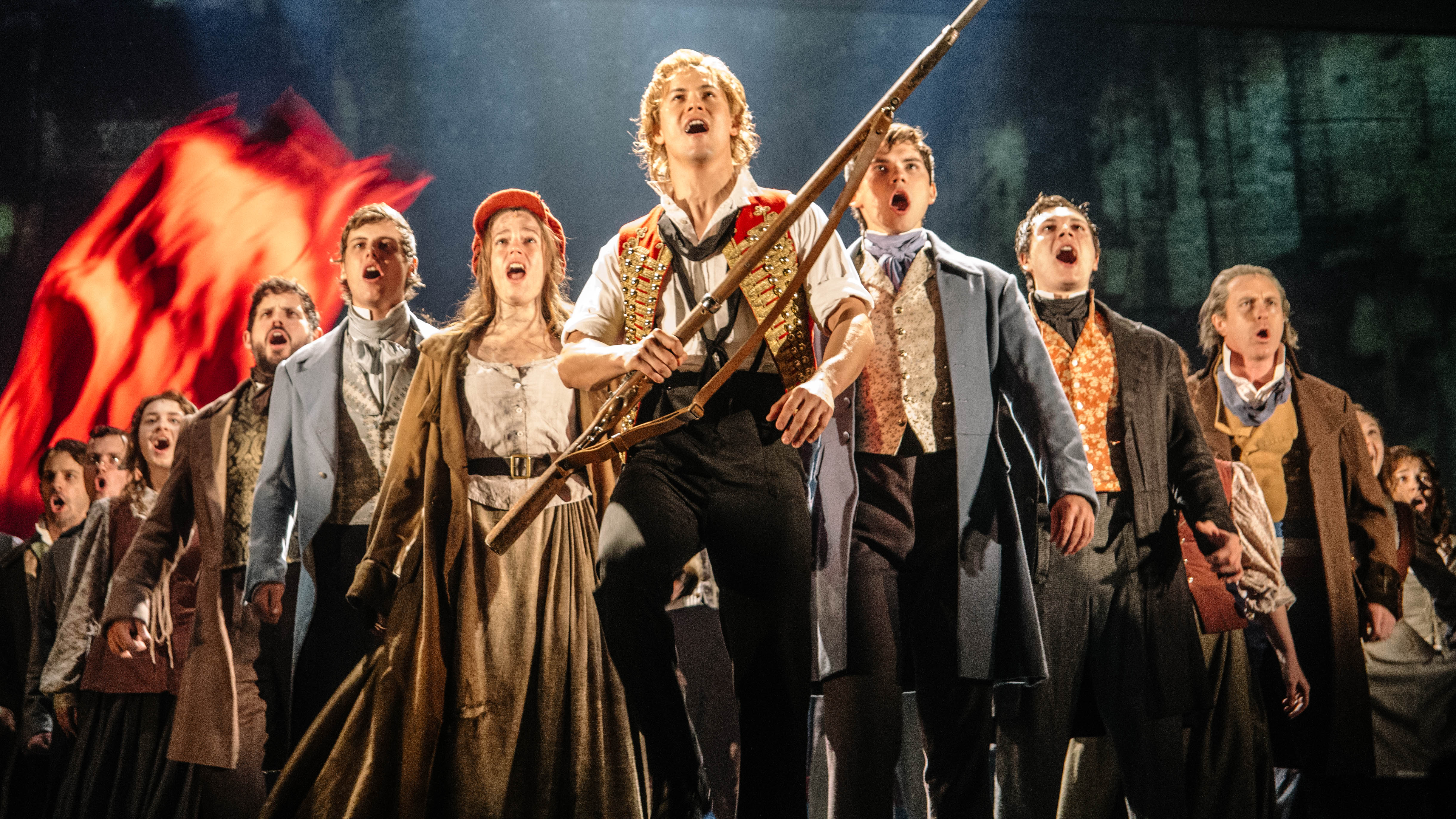 les-miserables-manila-show-review-scaling-the-spectacle