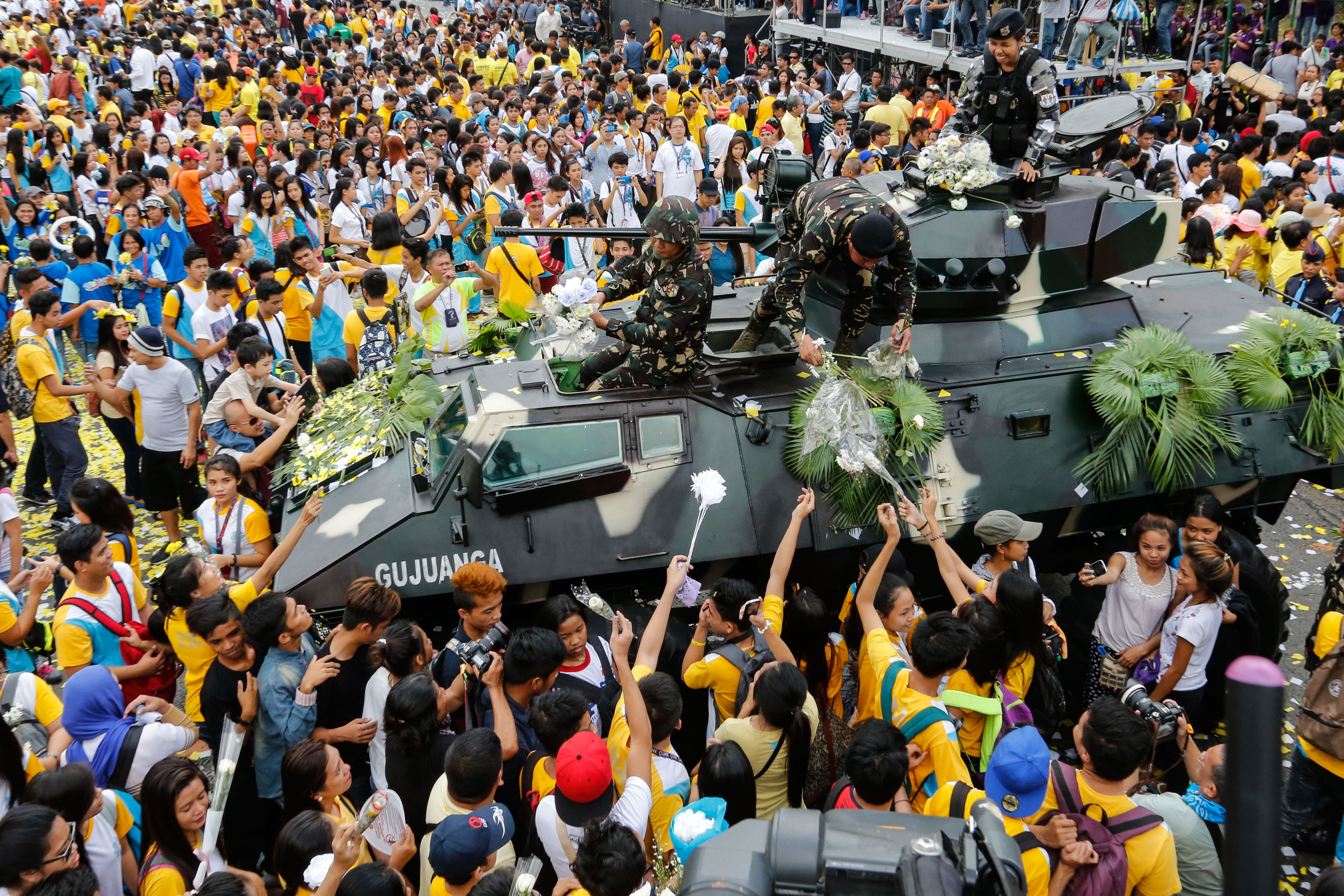March meaning. Филиппинская революция. People Power Revolution. Power people.
