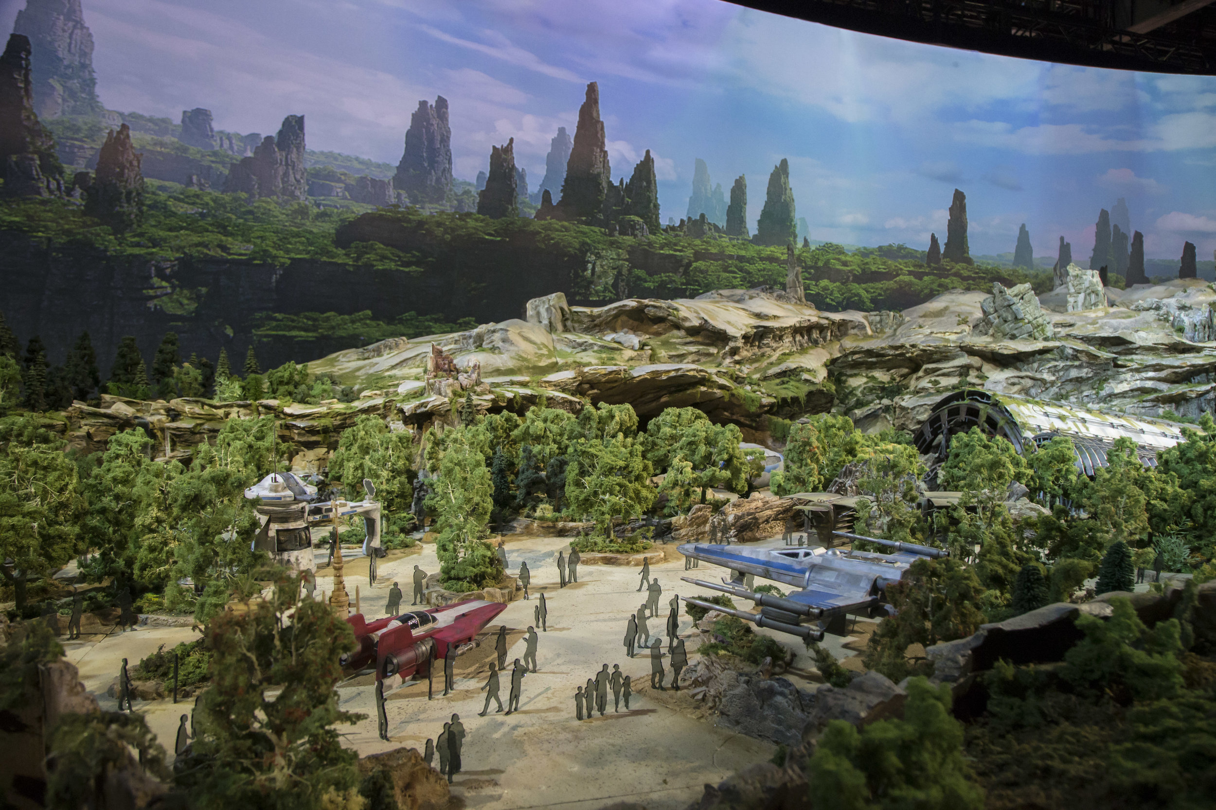 FIRST LOOK: 'Star Wars' Land at Disney parks