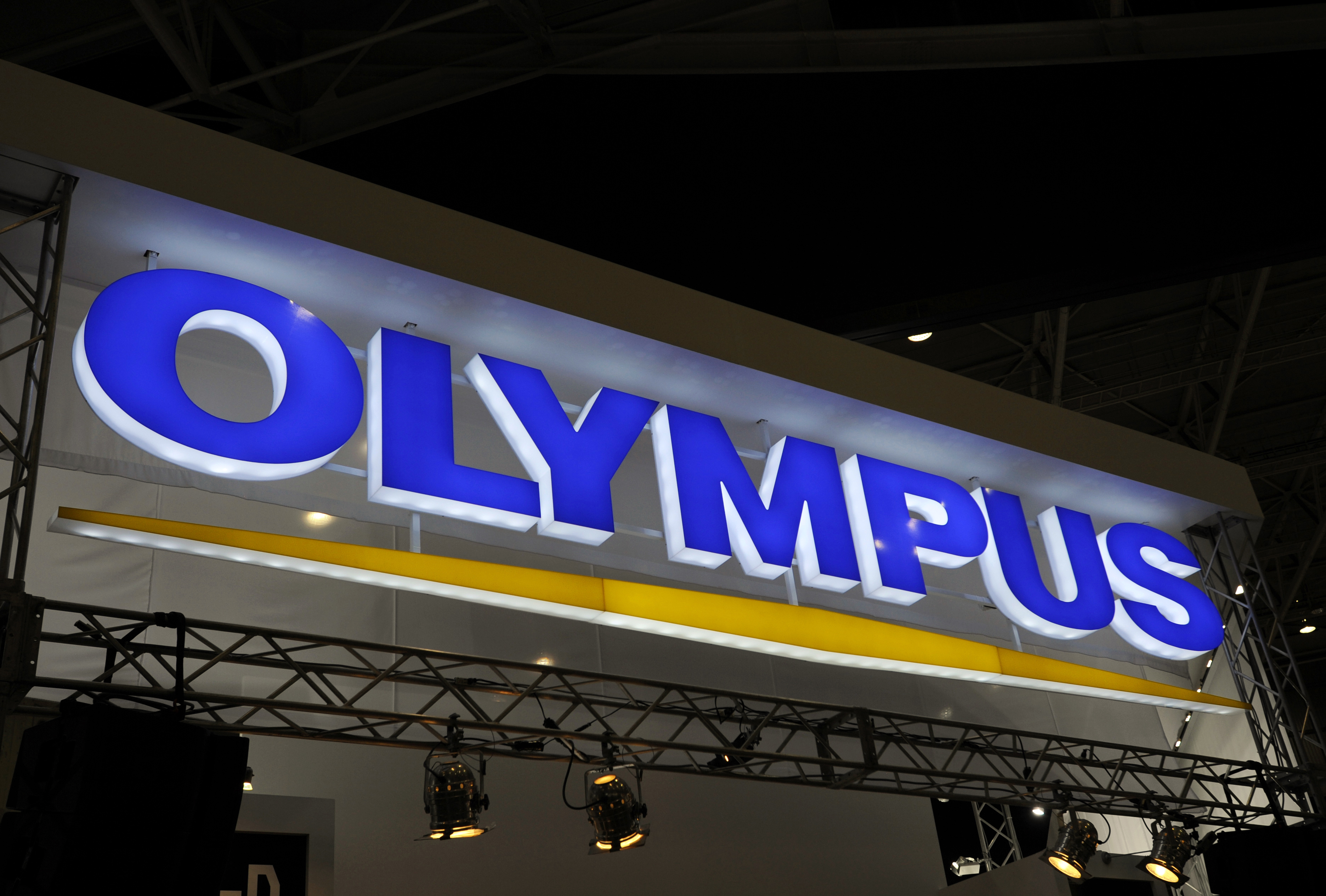 Olympus to pay 646M for bribing hospitals, doctors