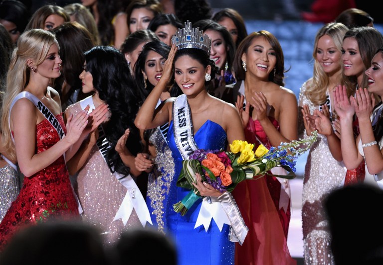 Pia-Wurtzbach-Miss-Universe-20151221-004