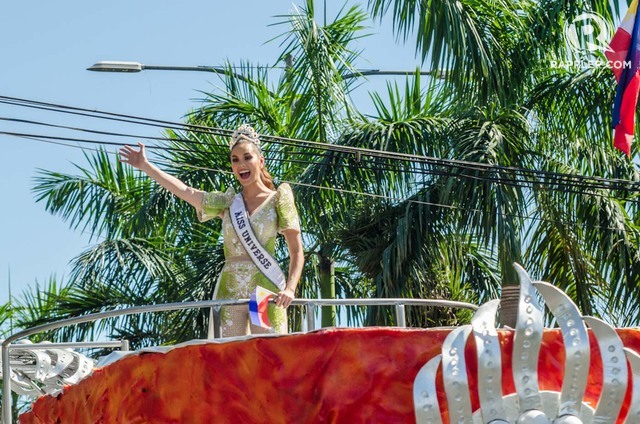 2018 | MISS UNIVERSE | CATRIONA GRAY - Page 5 MU-Parade-Catriona-Gray-February-21-2019-12_065FEA51C0F94D7396D6A3BE59F8786D