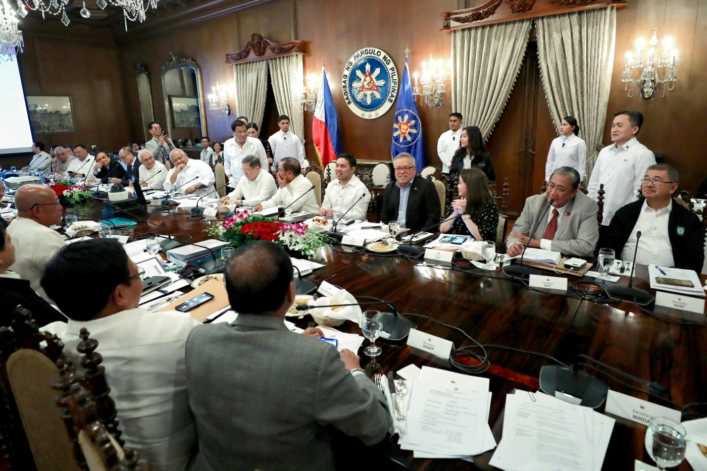 The Many Times Duterte And His Cabinet Contradicted Each Other