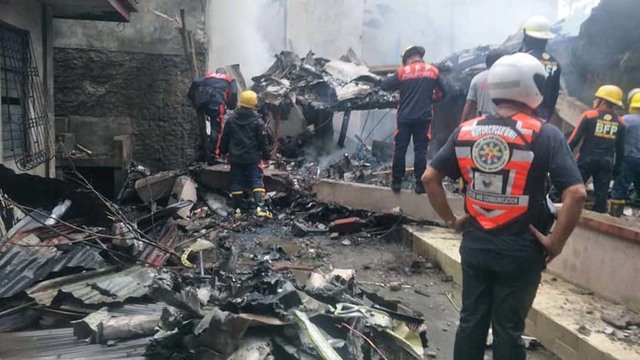 9 dead as small plane crashes at Calamba resort in Laguna