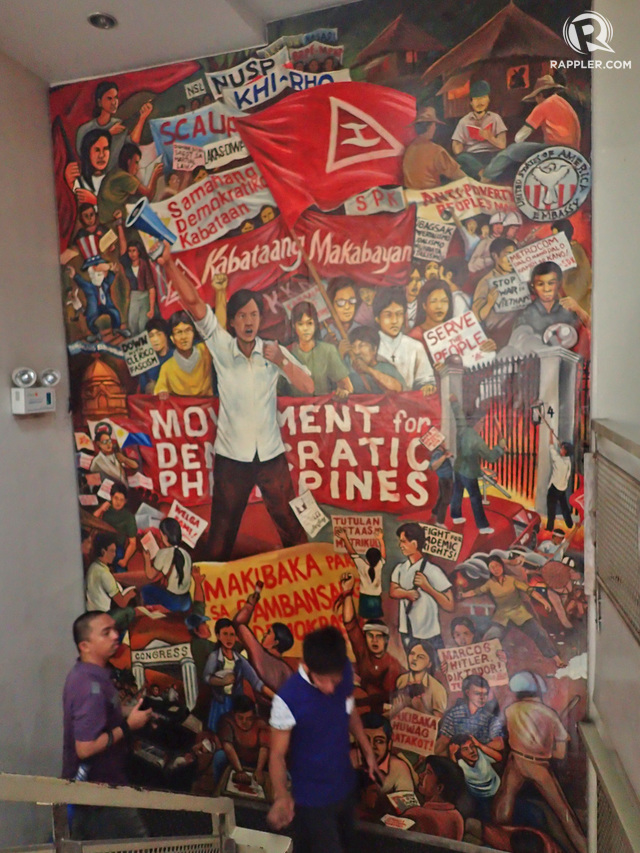 PROTEST MURAL. On the way up to the second floor is a mural on the protest actions by students, workers and other sectors. 
