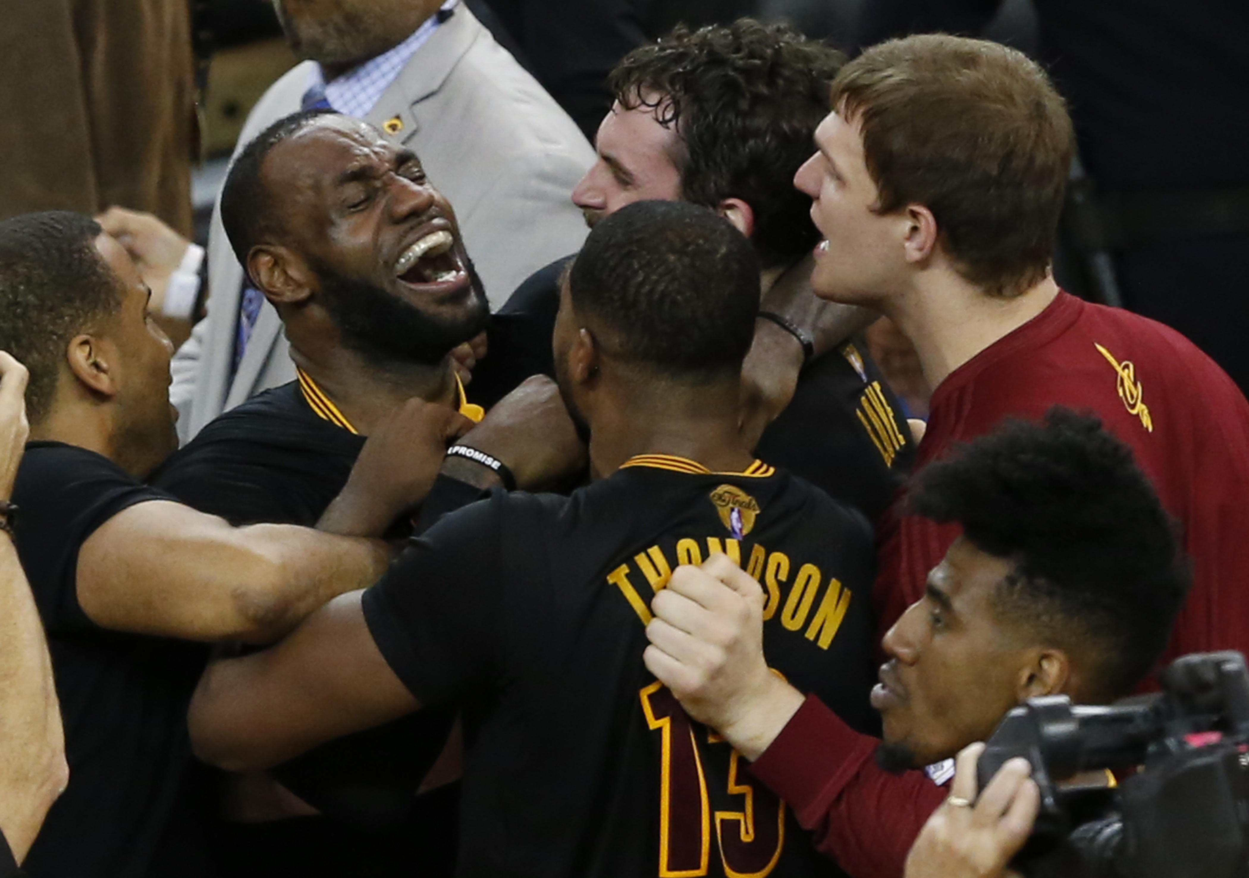 In Photos Lebron Cavaliers Bask In Nba Championship Glory