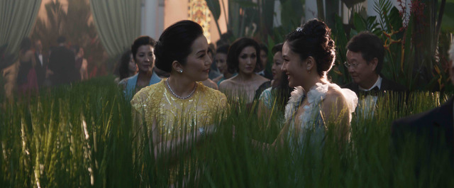 'Crazy Rich Asians' had the biggest opening for a foreign rom-com in PH