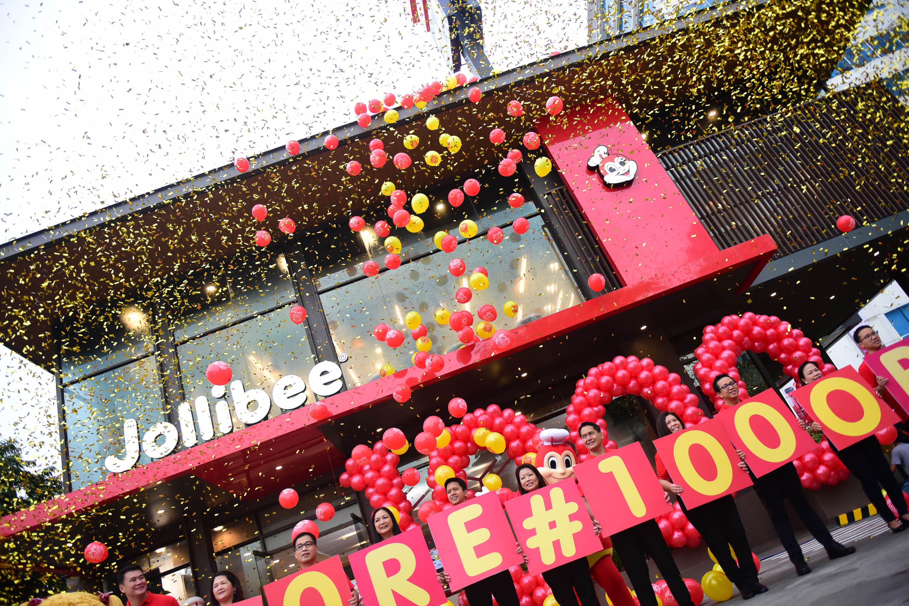 IN PHOTOS: Jollibee opens its 1,000th store