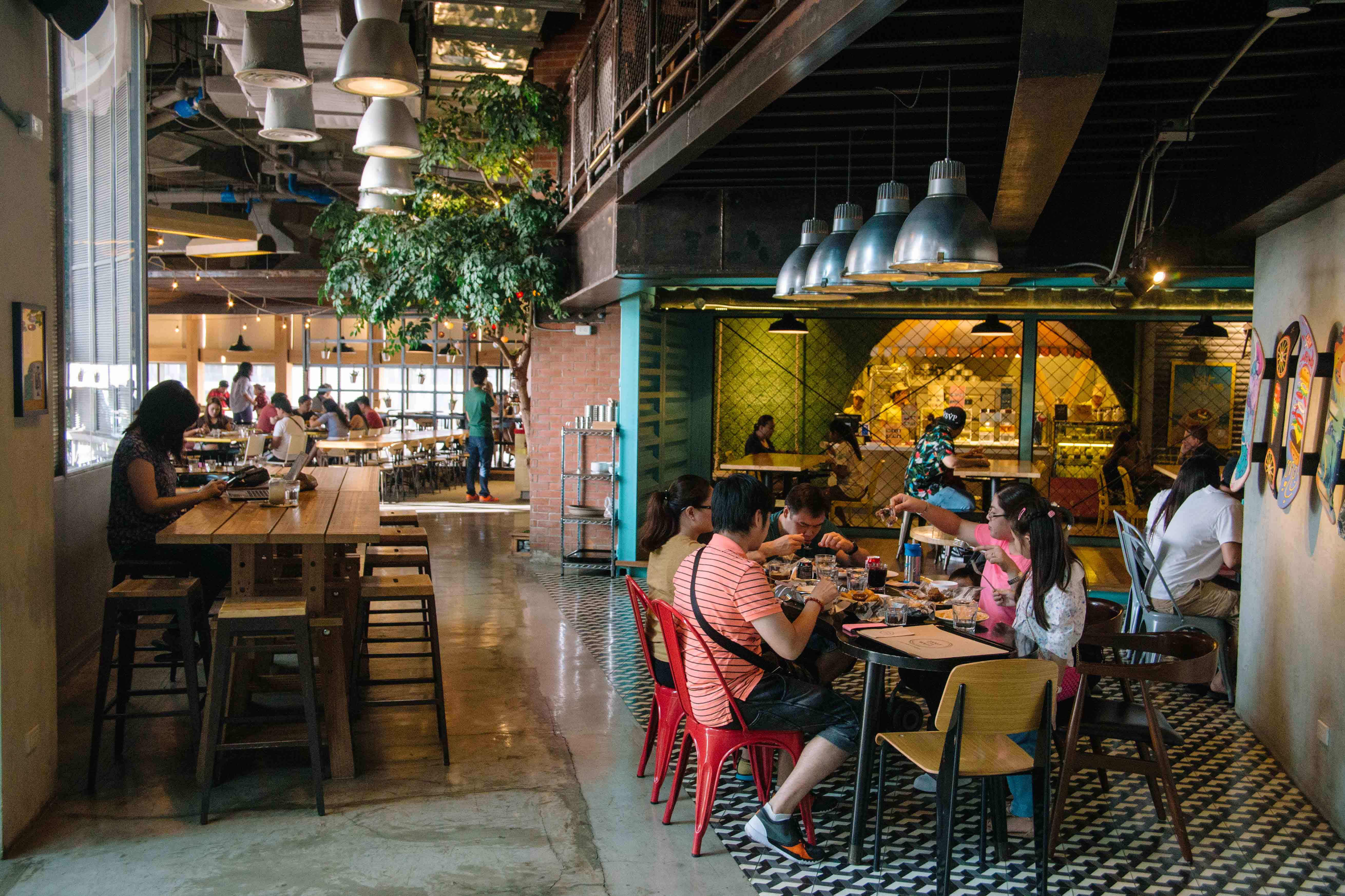 Hole in the Wall What to eat at this mall's awesome 'food court'