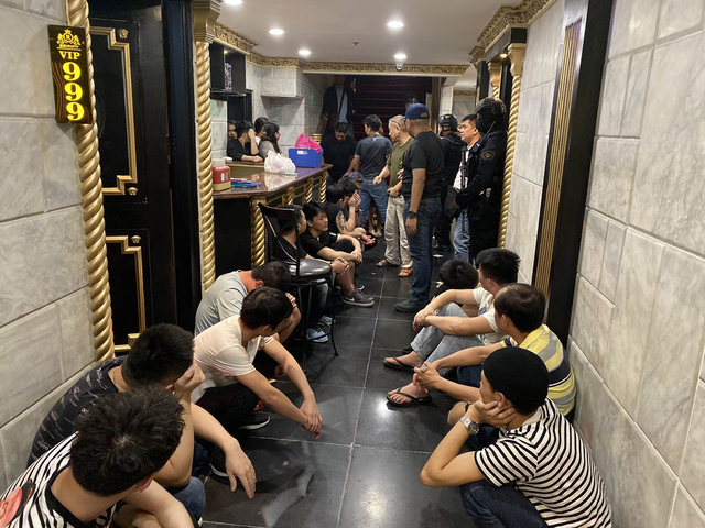 Police Arrest 16 Foreigners In Raid Of Hotel Penthouse Used For