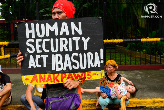  Philippines Slave Pen: Fears of losing freedoms escalate as Congress rushes to pass anti-terror bill Anakpawis-rally-congress-june-25-2018-002_321B0B33F1B1493A963B9FD56F6F9558