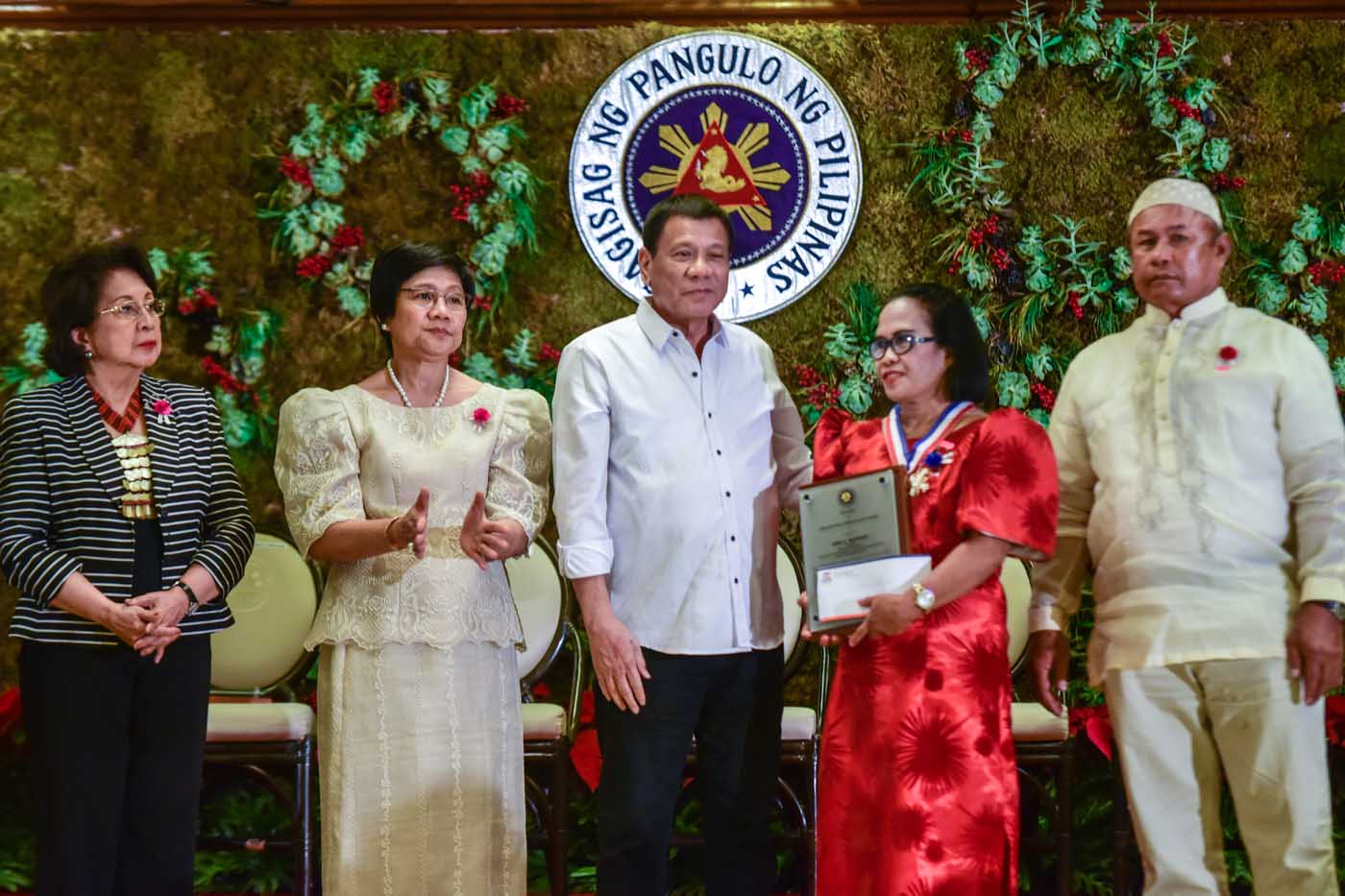 #LingkodBayani: Meet the outstanding public servants of 2016