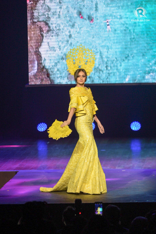 YELLOW. Ahtisa Manalo goes yellow in her costume by Mikee Andrei. 